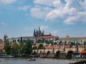 ../2018/05/27-1401-prague-river-castle.jpg