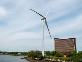 ../2019/05/25-1228-mystic_river-MA-wind_turbine.jpg