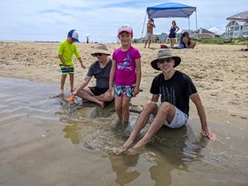 03-1102-beach-norfolk_VA-by_nora-greg-joseph-cecilia-july_4-dominic.jpg