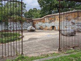 25-1301-franklin_zoo-MA-abandoned_1.jpg