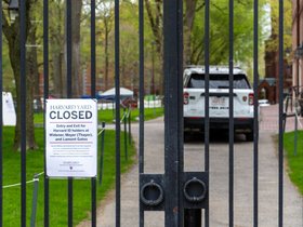 ../2024/05/05-1158-harvard-gate.jpg