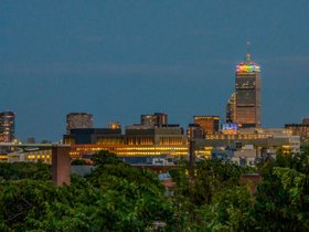 ../2024/06/08-2050-skyline-night-boston-MA.jpg