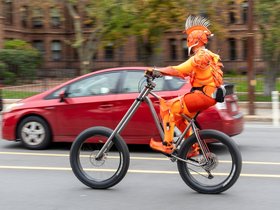 12-1316-parade-bike-honk_1.jpg