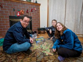25-1758-greg-cecilia-game-dominic.jpg