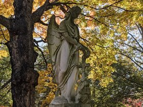 18-1444-statue-mt_auburn-cemetery.jpg